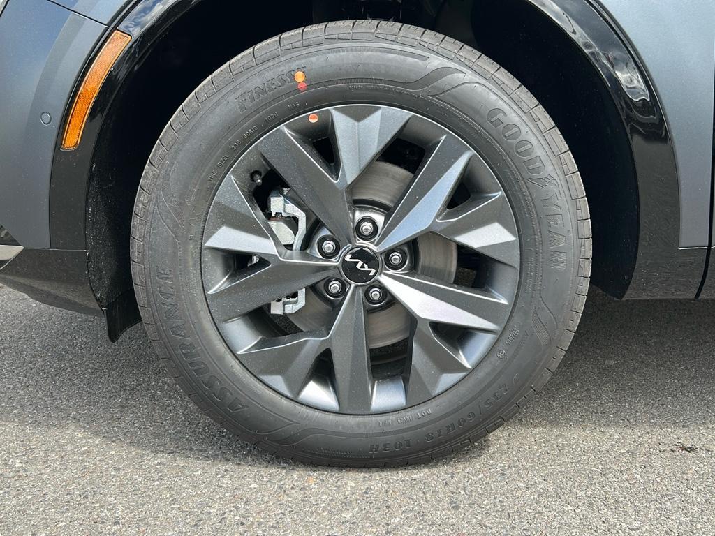 new 2025 Kia Sportage Hybrid car, priced at $38,080