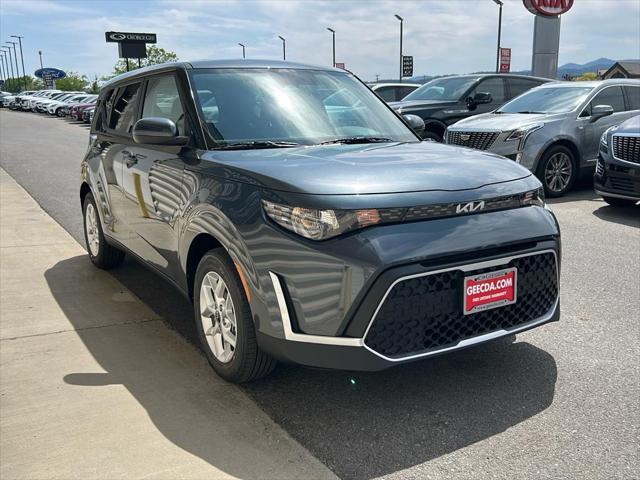 new 2025 Kia Soul car, priced at $24,100