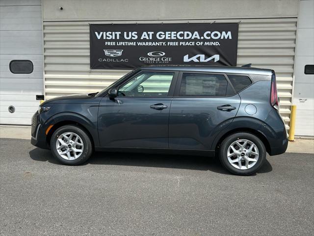 new 2025 Kia Soul car, priced at $24,100