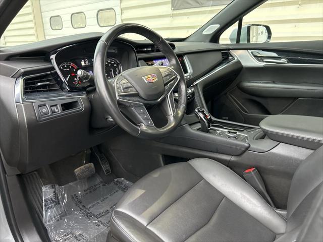 used 2023 Cadillac XT5 car, priced at $34,300