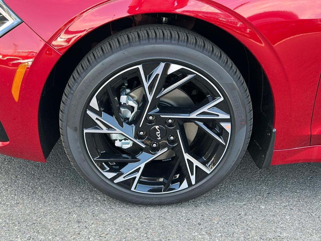 new 2026 Kia K5 car, priced at $30,890
