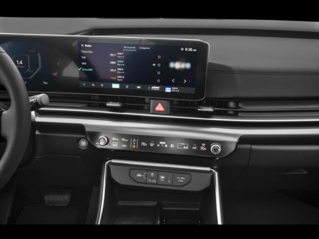 new 2026 Kia Carnival Hybrid car, priced at $55,580