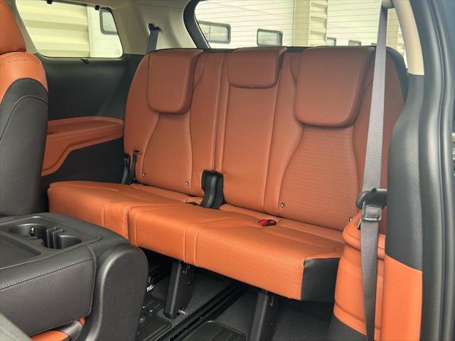 new 2026 Kia Carnival Hybrid car, priced at $55,080