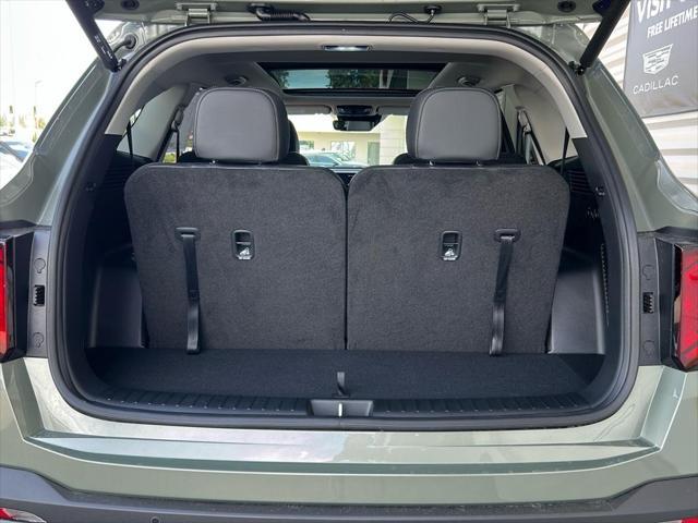 new 2025 Kia Sorento car, priced at $43,660