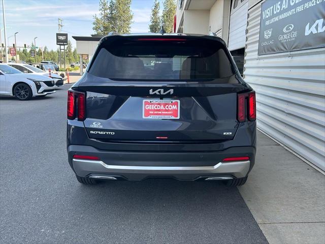 new 2025 Kia Sorento car, priced at $38,030