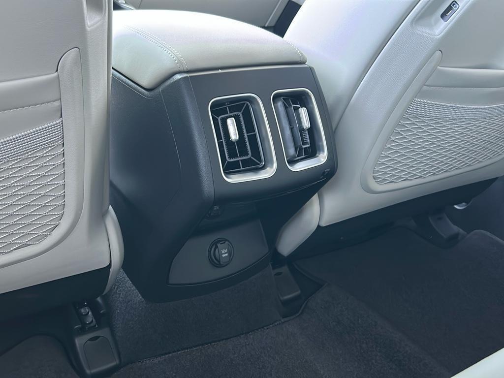 new 2025 Kia Sorento car, priced at $35,530