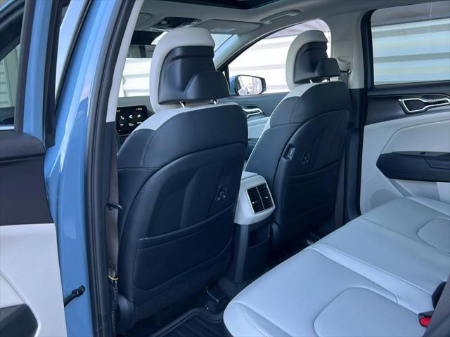 new 2026 Kia Sportage Hybrid car, priced at $35,685