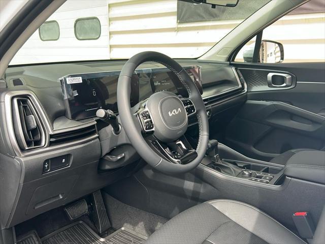new 2025 Kia Sorento car, priced at $38,175