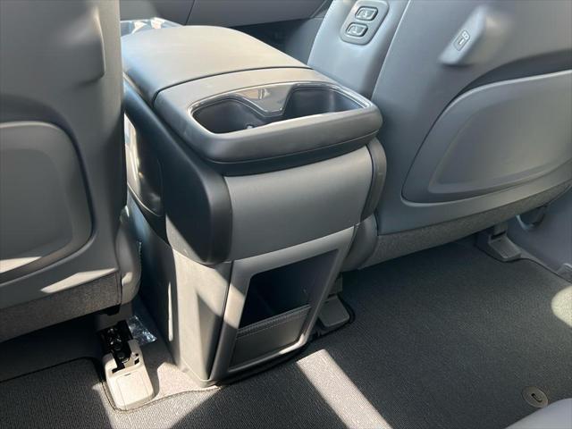 new 2026 Kia EV9 car, priced at $61,470