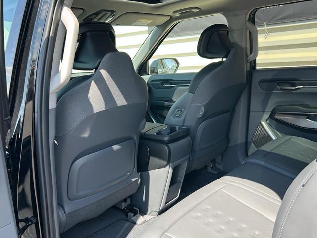 new 2026 Kia EV9 car, priced at $61,470