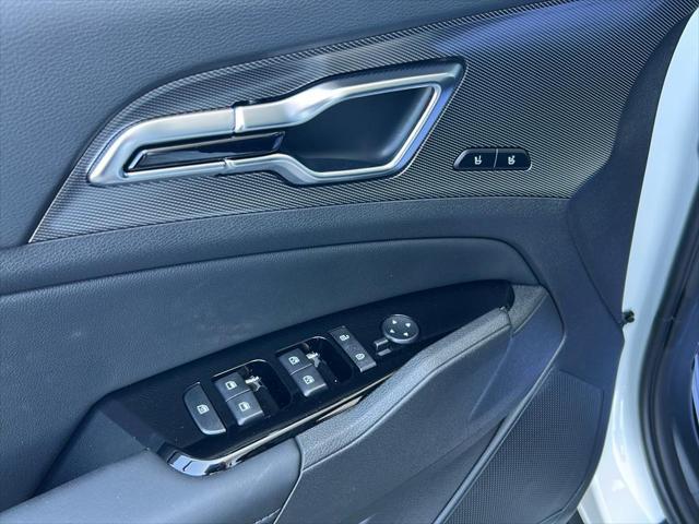 new 2025 Kia Sportage Hybrid car, priced at $40,125