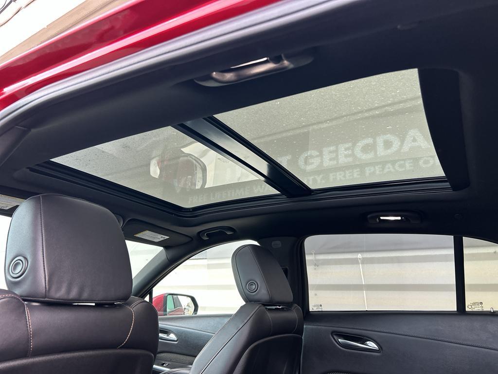 used 2022 Cadillac XT4 car, priced at $31,500