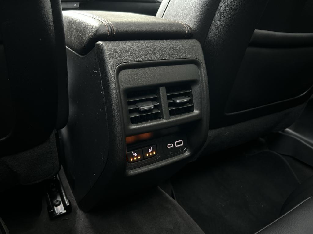 used 2022 Cadillac XT4 car, priced at $31,500