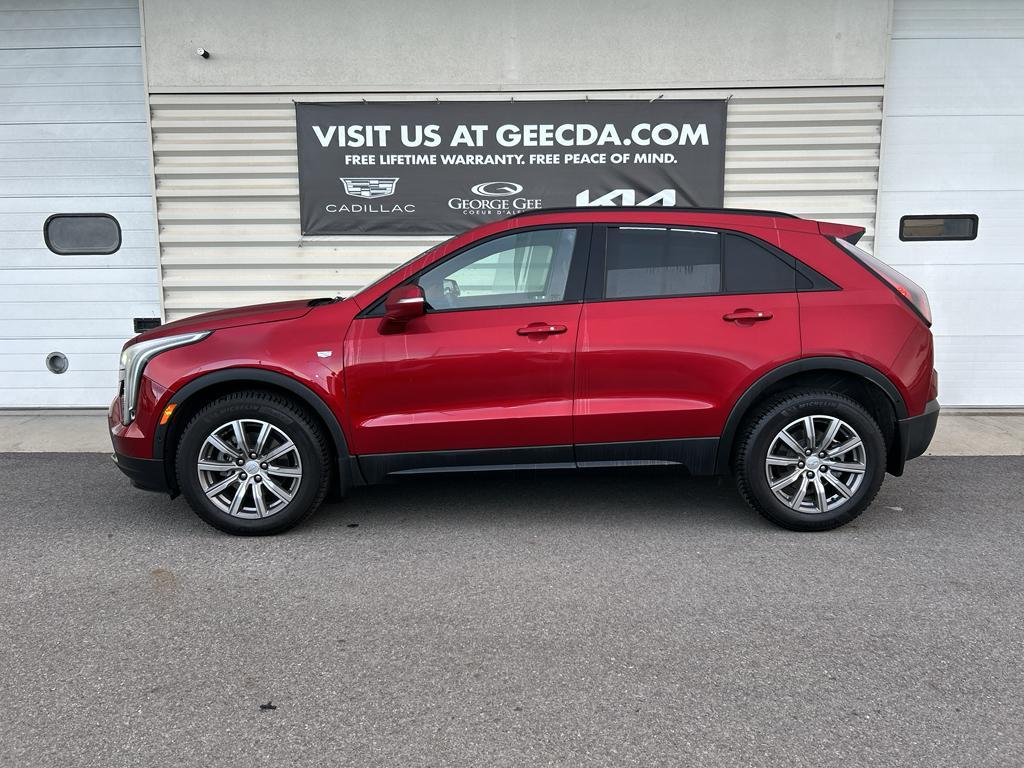 used 2022 Cadillac XT4 car, priced at $31,500