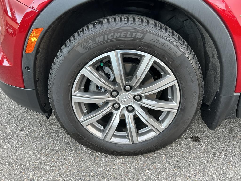 used 2022 Cadillac XT4 car, priced at $31,500