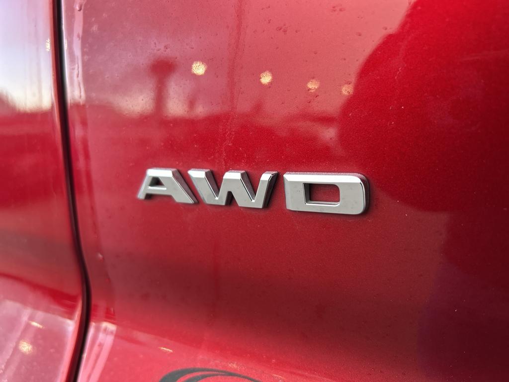 used 2022 Cadillac XT4 car, priced at $31,500