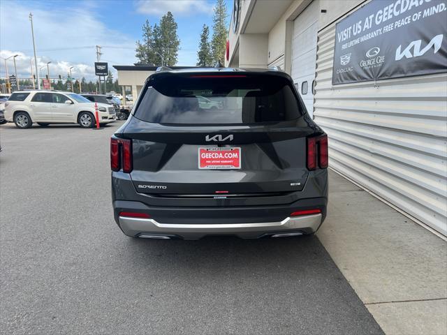 new 2025 Kia Sorento Hybrid car, priced at $42,925