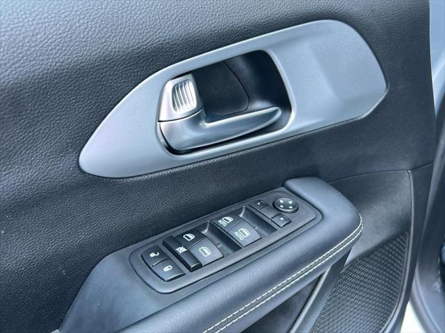 used 2023 Chrysler Pacifica car, priced at $28,450