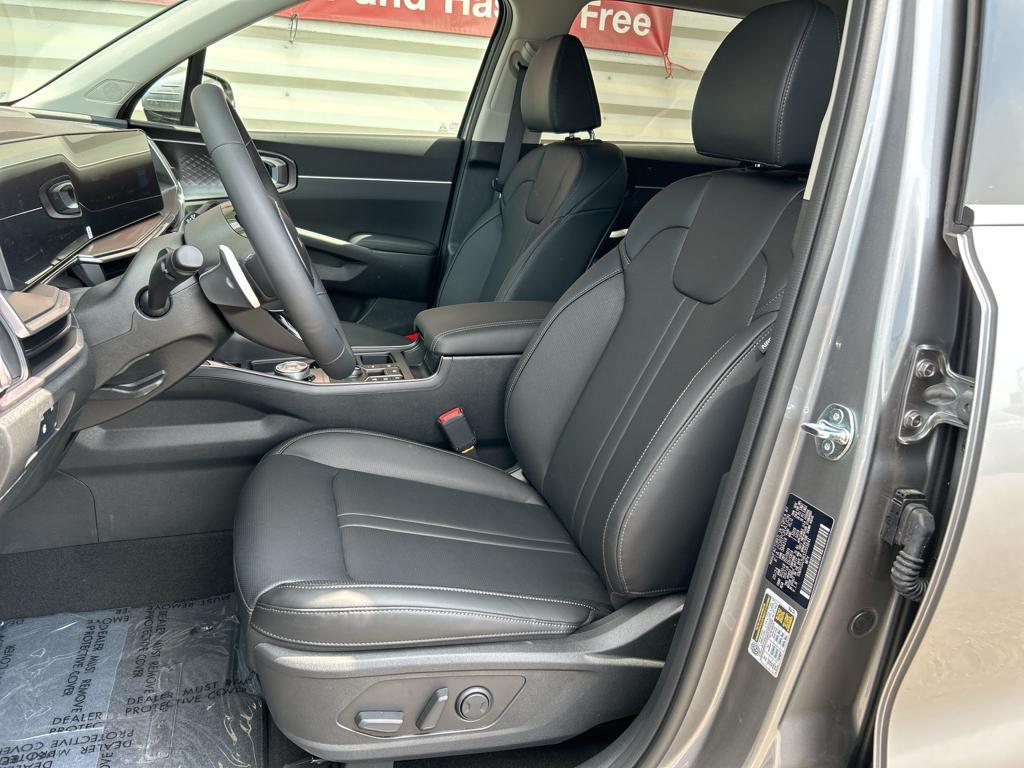 new 2025 Kia Sorento Plug-In Hybrid car, priced at $46,500