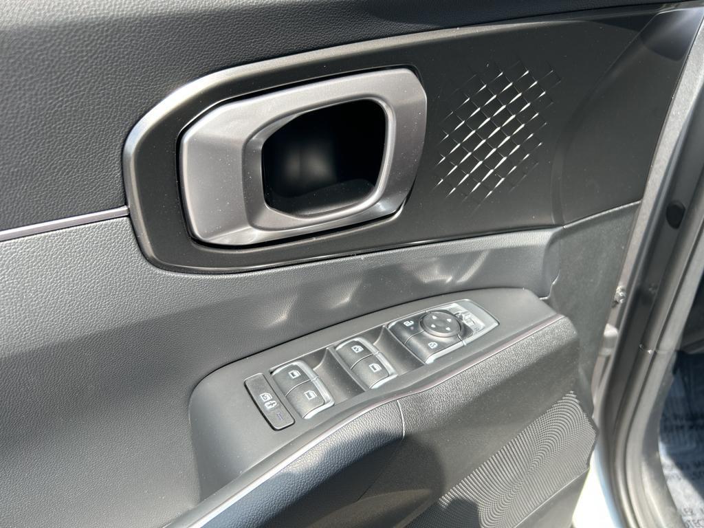 new 2025 Kia Sorento Plug-In Hybrid car, priced at $46,500