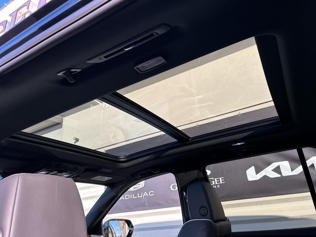 used 2025 Cadillac Escalade car, priced at $109,999