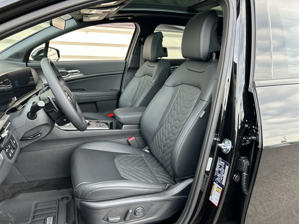 new 2026 Kia Sportage car, priced at $35,585