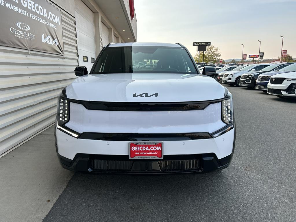 new 2026 Kia EV9 car, priced at $64,075