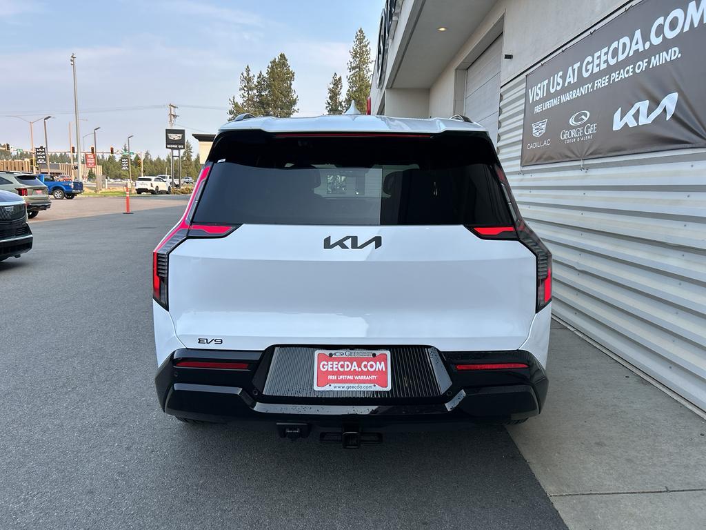 new 2026 Kia EV9 car, priced at $64,075