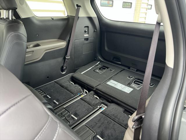 new 2026 Kia Carnival Hybrid car, priced at $44,915