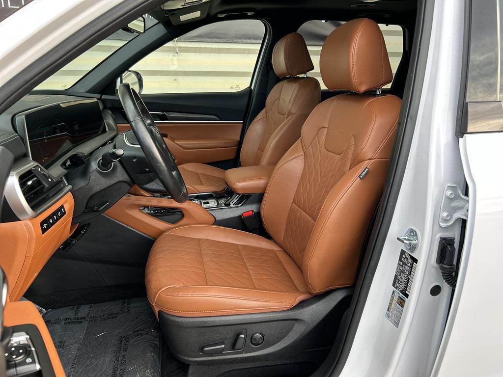 used 2023 Kia Telluride car, priced at $40,999