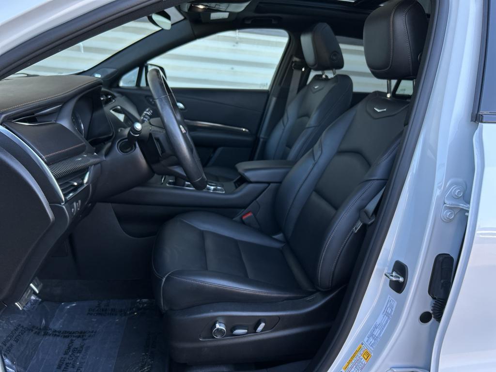 used 2023 Cadillac XT4 car, priced at $34,900
