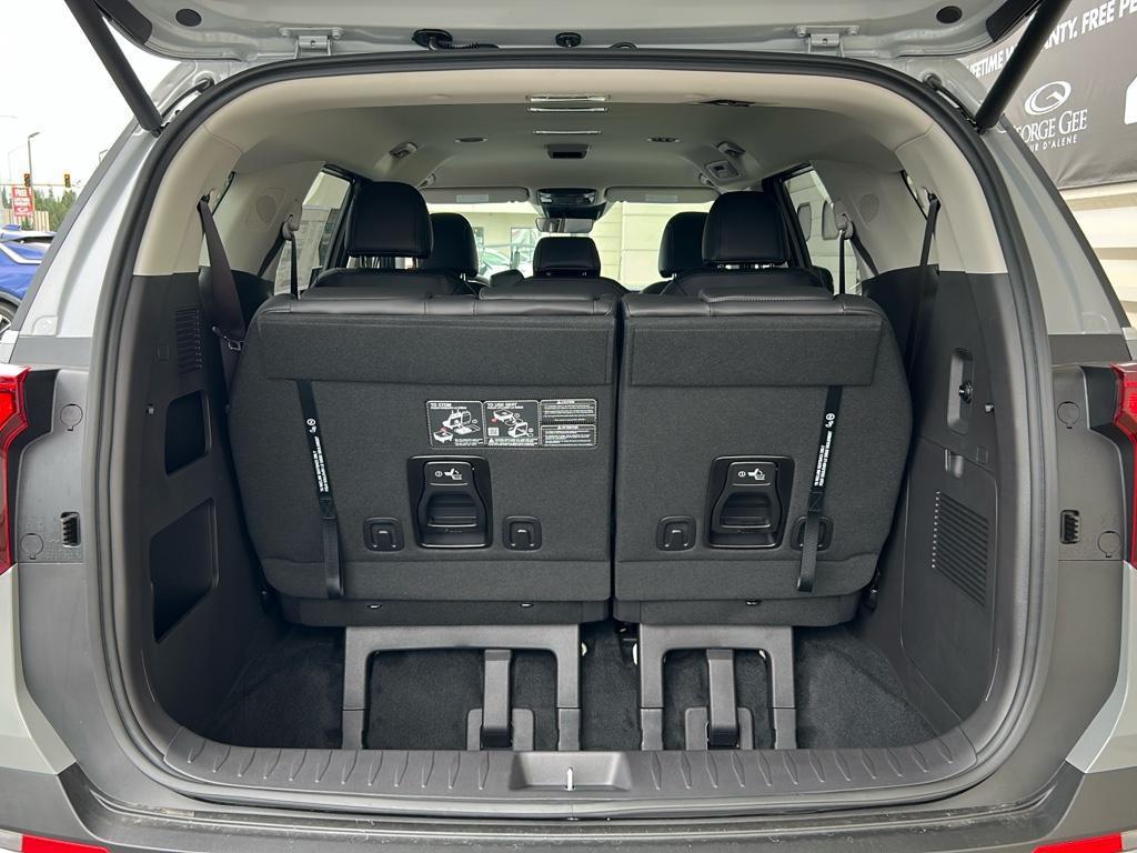 new 2026 Kia Carnival Hybrid car, priced at $43,885