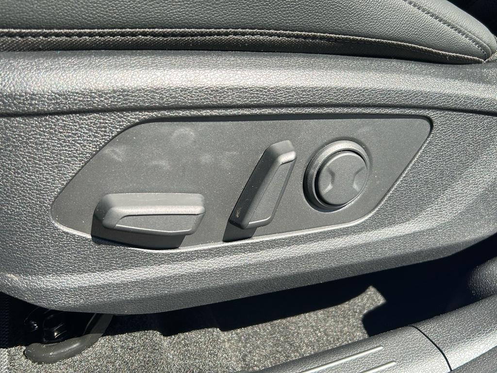 new 2026 Kia Sportage car, priced at $32,335