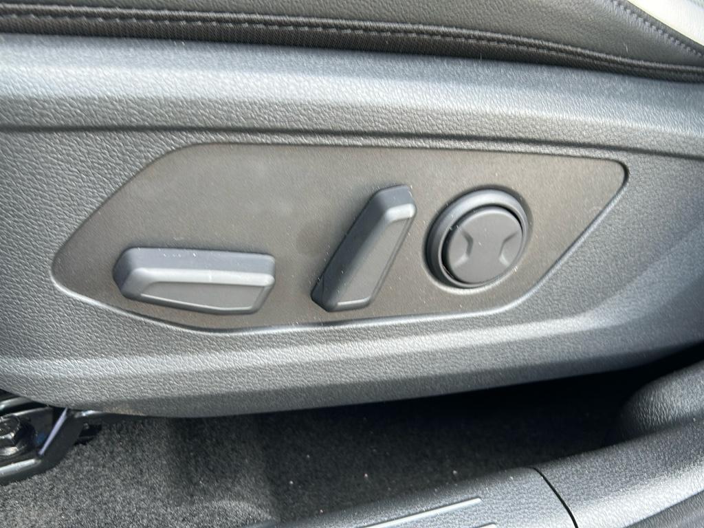 new 2026 Kia Sportage car, priced at $33,270