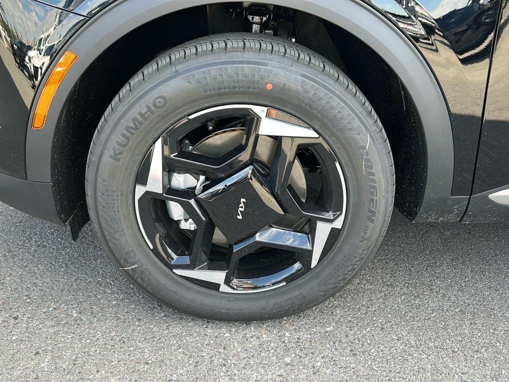 new 2026 Kia Sportage car, priced at $33,270