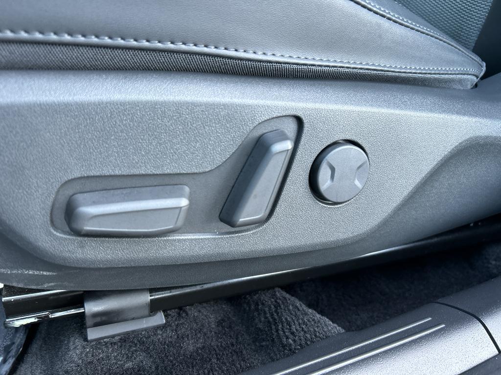 used 2024 Kia Niro EV car, priced at $25,999