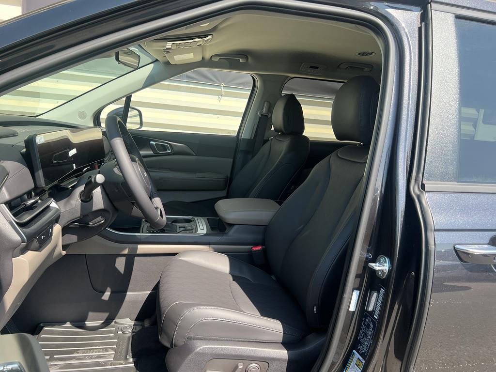 new 2026 Kia Carnival car, priced at $39,220