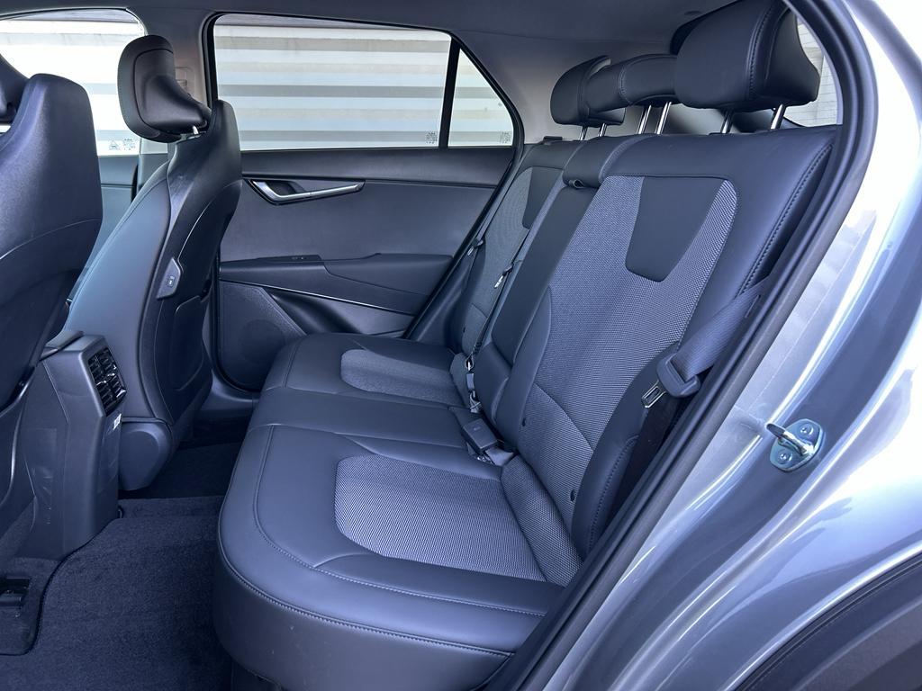 new 2025 Kia Niro car, priced at $29,070