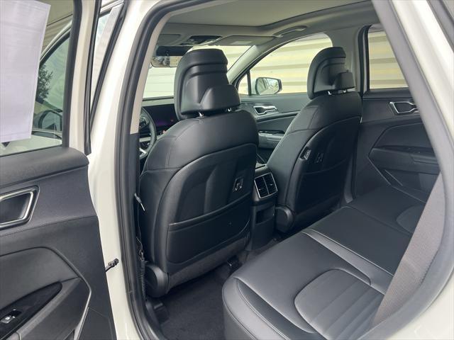 new 2025 Kia Sportage Hybrid car, priced at $40,240