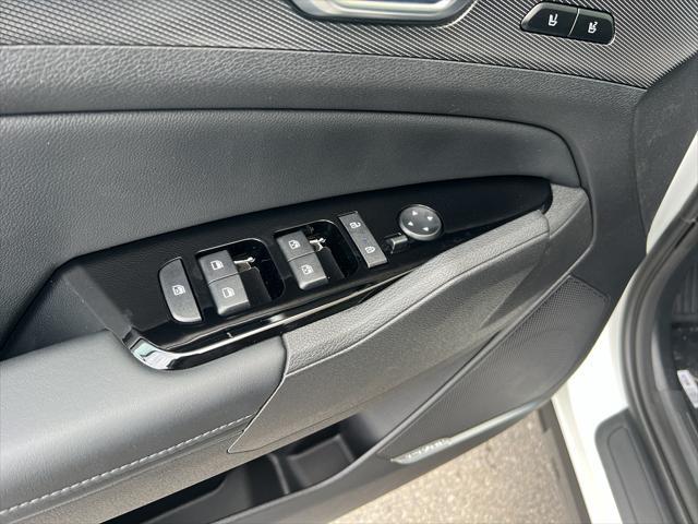 new 2025 Kia Sportage Hybrid car, priced at $40,240