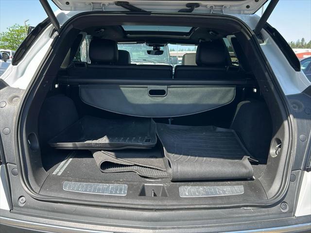 used 2021 Cadillac XT5 car, priced at $37,730