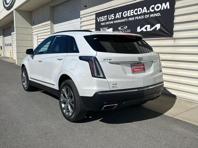 used 2021 Cadillac XT5 car, priced at $37,730