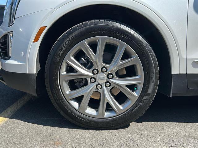 used 2021 Cadillac XT5 car, priced at $37,730