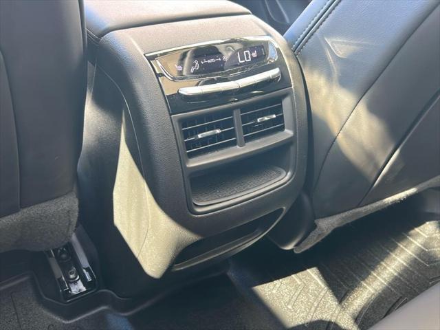 used 2021 Cadillac XT5 car, priced at $37,730