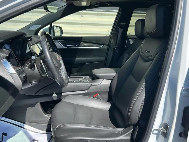 used 2021 Cadillac XT5 car, priced at $37,730