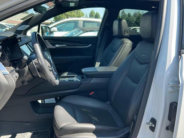 used 2021 Cadillac XT5 car, priced at $37,730