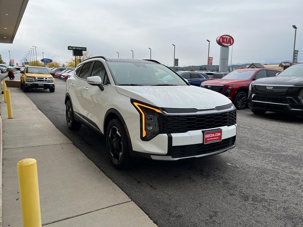 new 2026 Kia Sportage Hybrid car, priced at $35,160