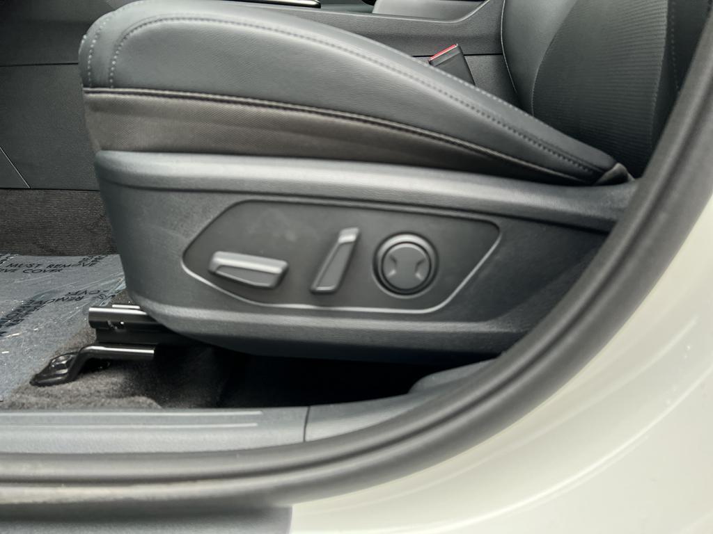 new 2026 Kia Sportage Hybrid car, priced at $35,160