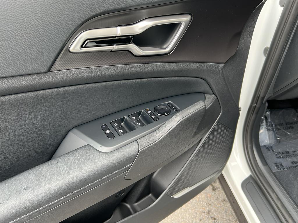 new 2026 Kia Sportage Hybrid car, priced at $35,160