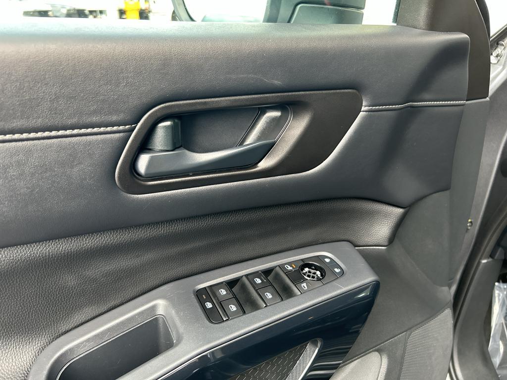 used 2024 Nissan Pathfinder car, priced at $34,250